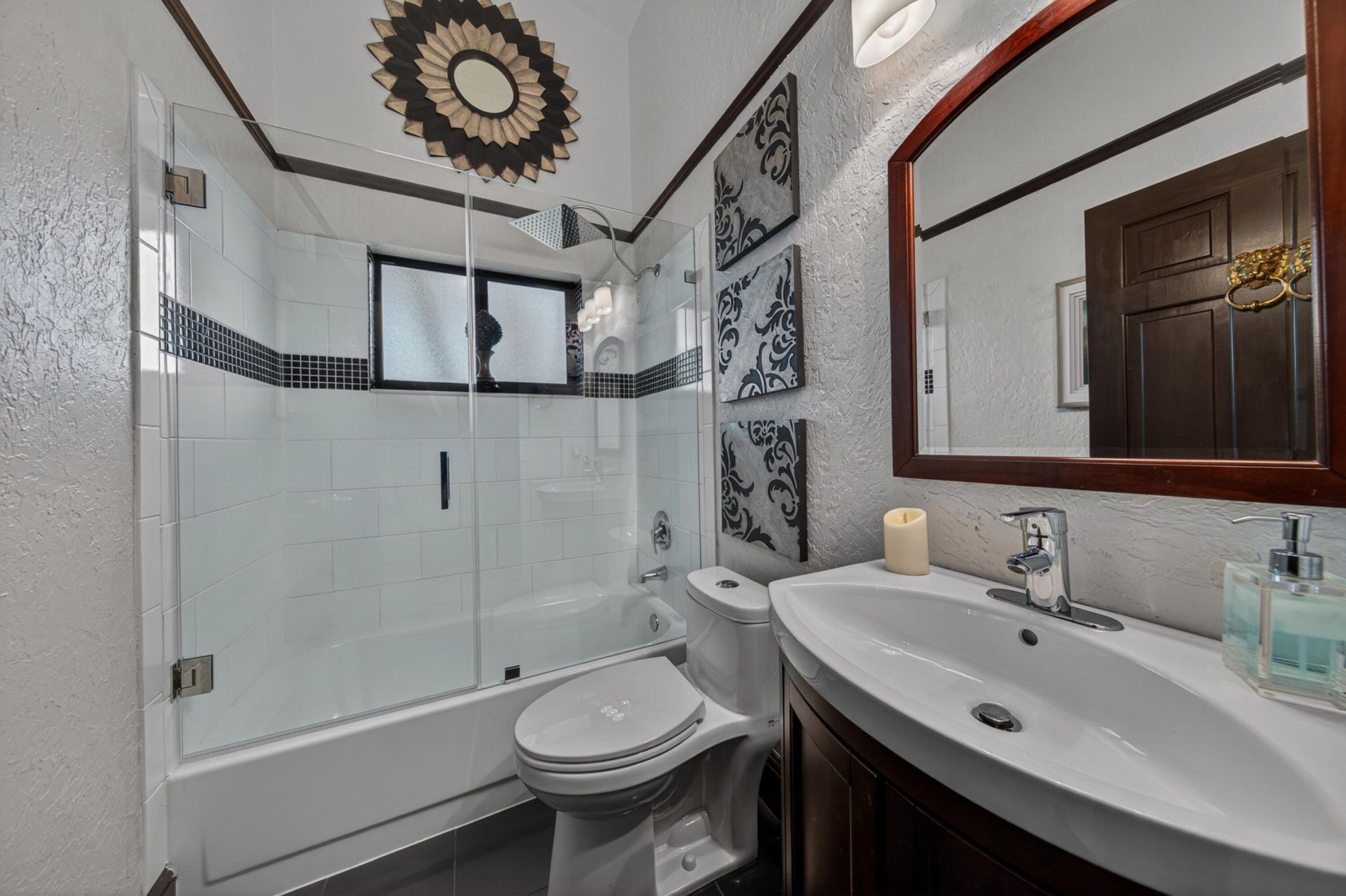 3068 S Oakland Forest Drive, Unit 806, Oakland Park, FL 33309 Photo