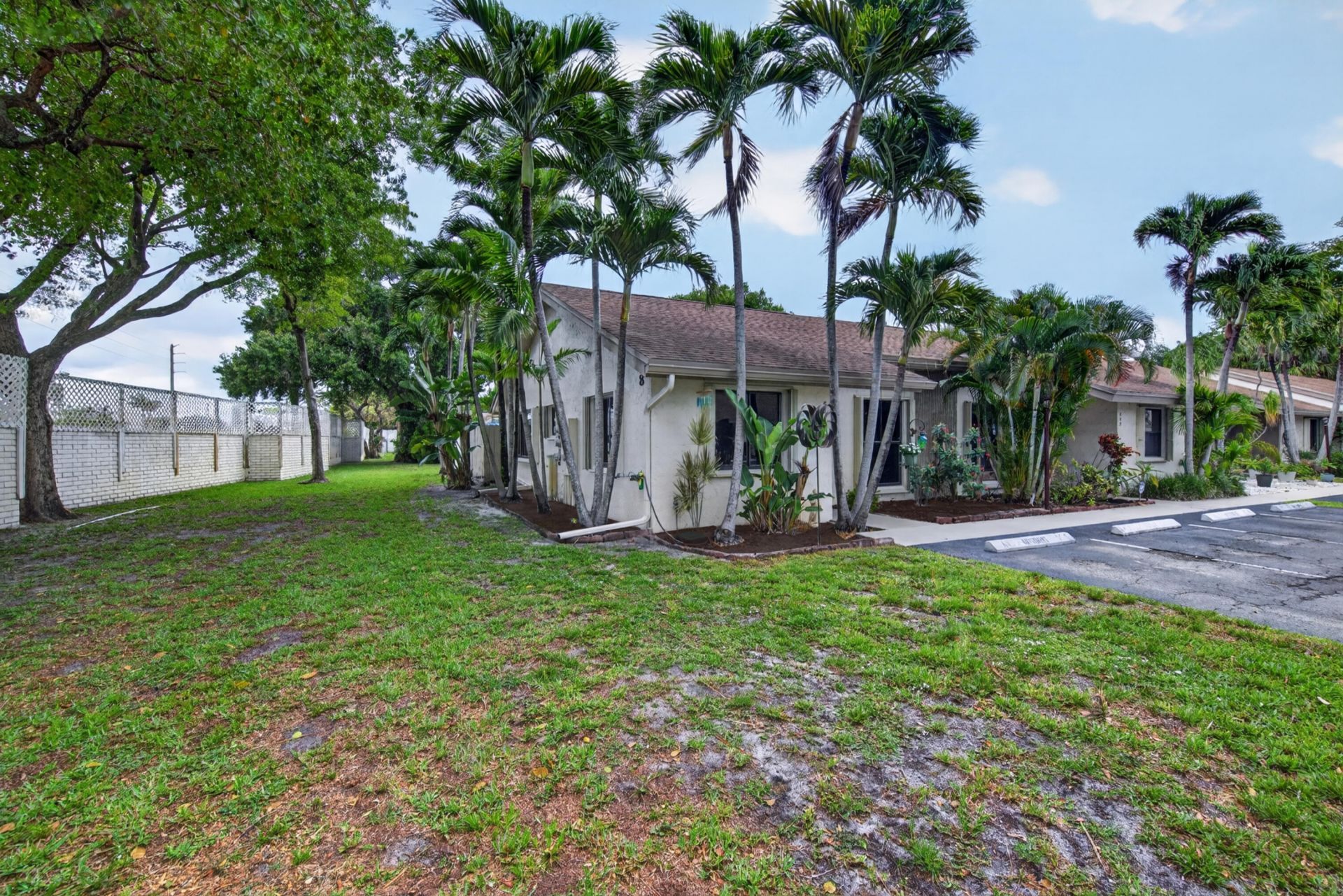 3068 S Oakland Forest Drive, Unit 806, Oakland Park, FL 33309 Photo