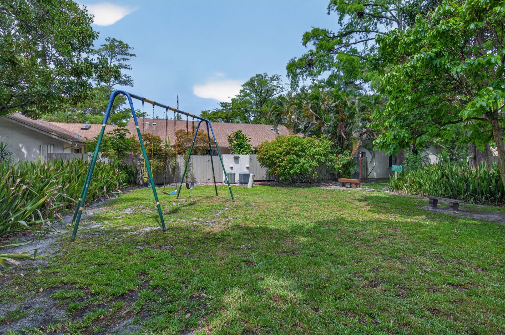3068 S Oakland Forest Drive, Unit 806, Oakland Park, FL 33309 Photo