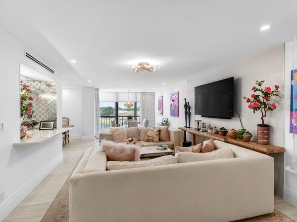 7802 Lakeside Boulevard, Unit Apt 731, Boca Raton, FL 33434