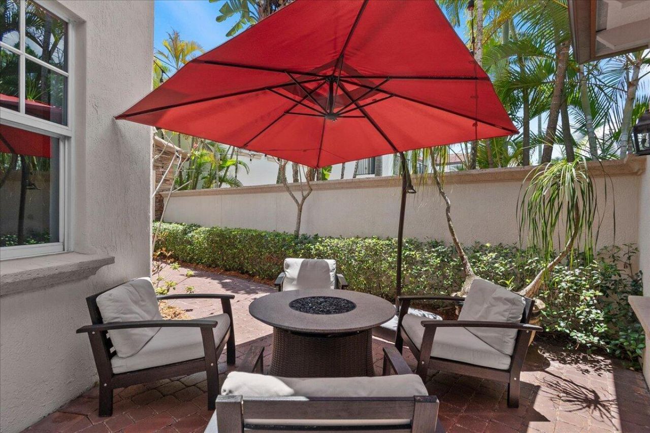 883 Taft Court, Palm Beach Gardens, FL 33410 Photo