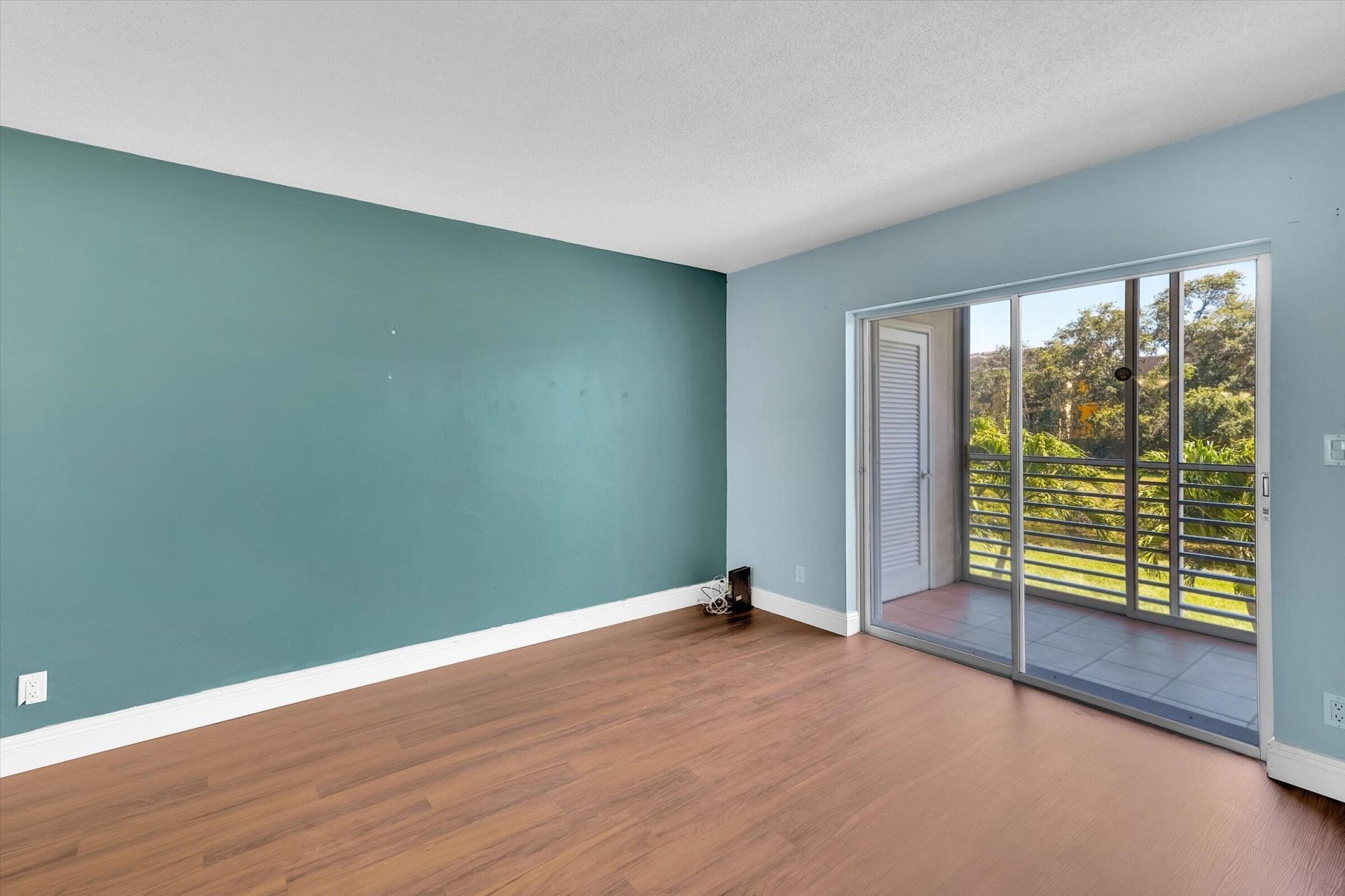 2856 S Garden Dr Drive S, Unit 212, Lake Worth, FL 33461 Photo