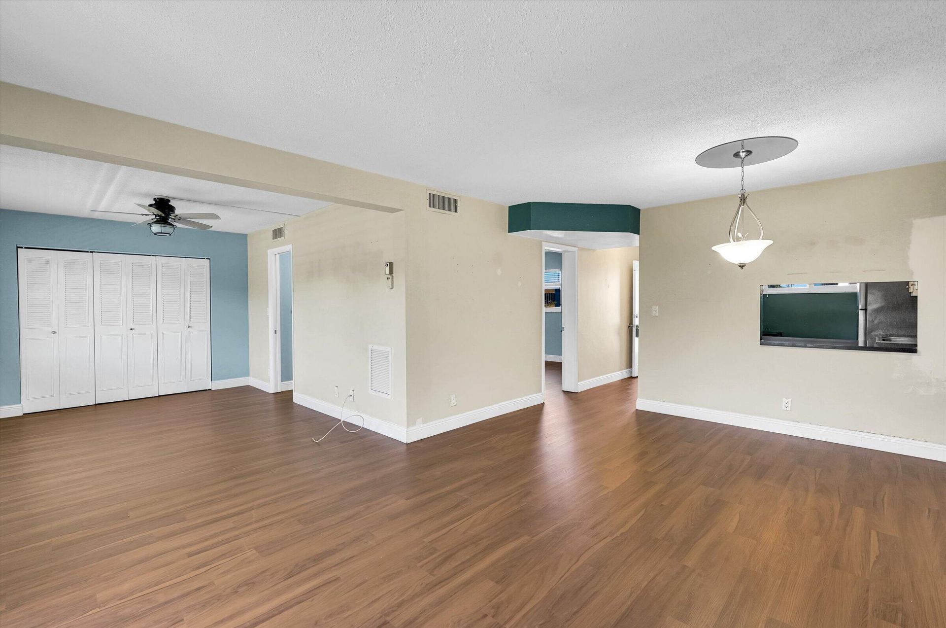 2856 S Garden Dr Drive S, Unit 212, Lake Worth, FL 33461 Photo
