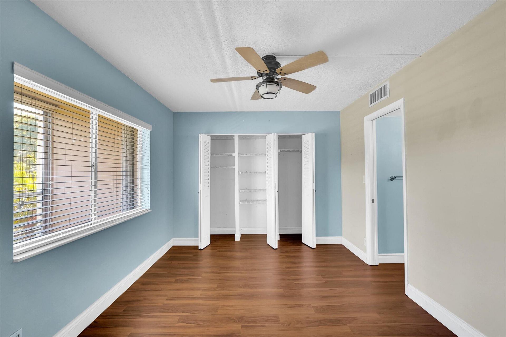 2856 S Garden Dr Drive S, Unit 212, Lake Worth, FL 33461 Photo