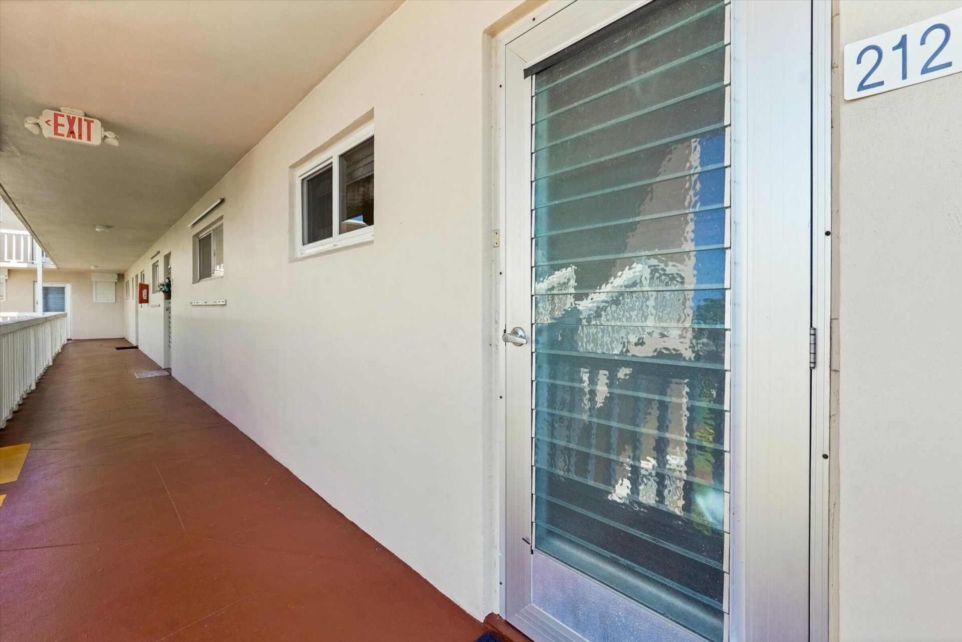 2856 S Garden Dr Drive S, Unit 212, Lake Worth, FL 33461 Photo