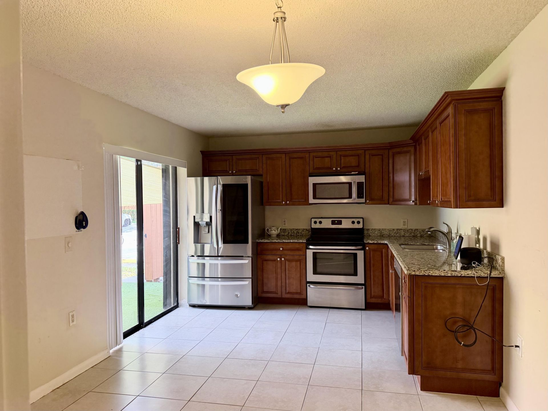 226 Charter Way, West Palm Beach, FL 33407 Photo
