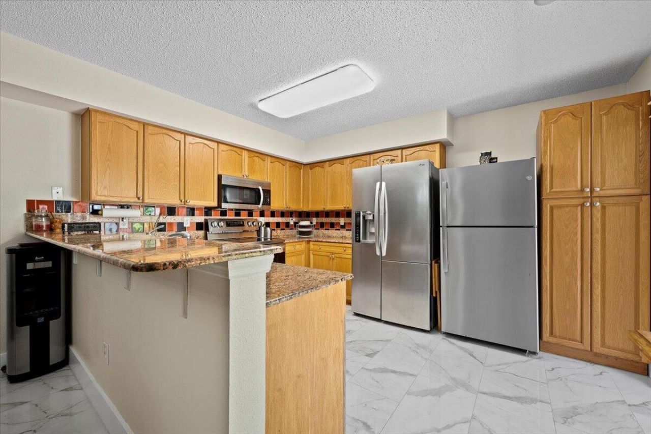 2220 White Pine Circle, Unit B, Greenacres, FL 33415 Photo