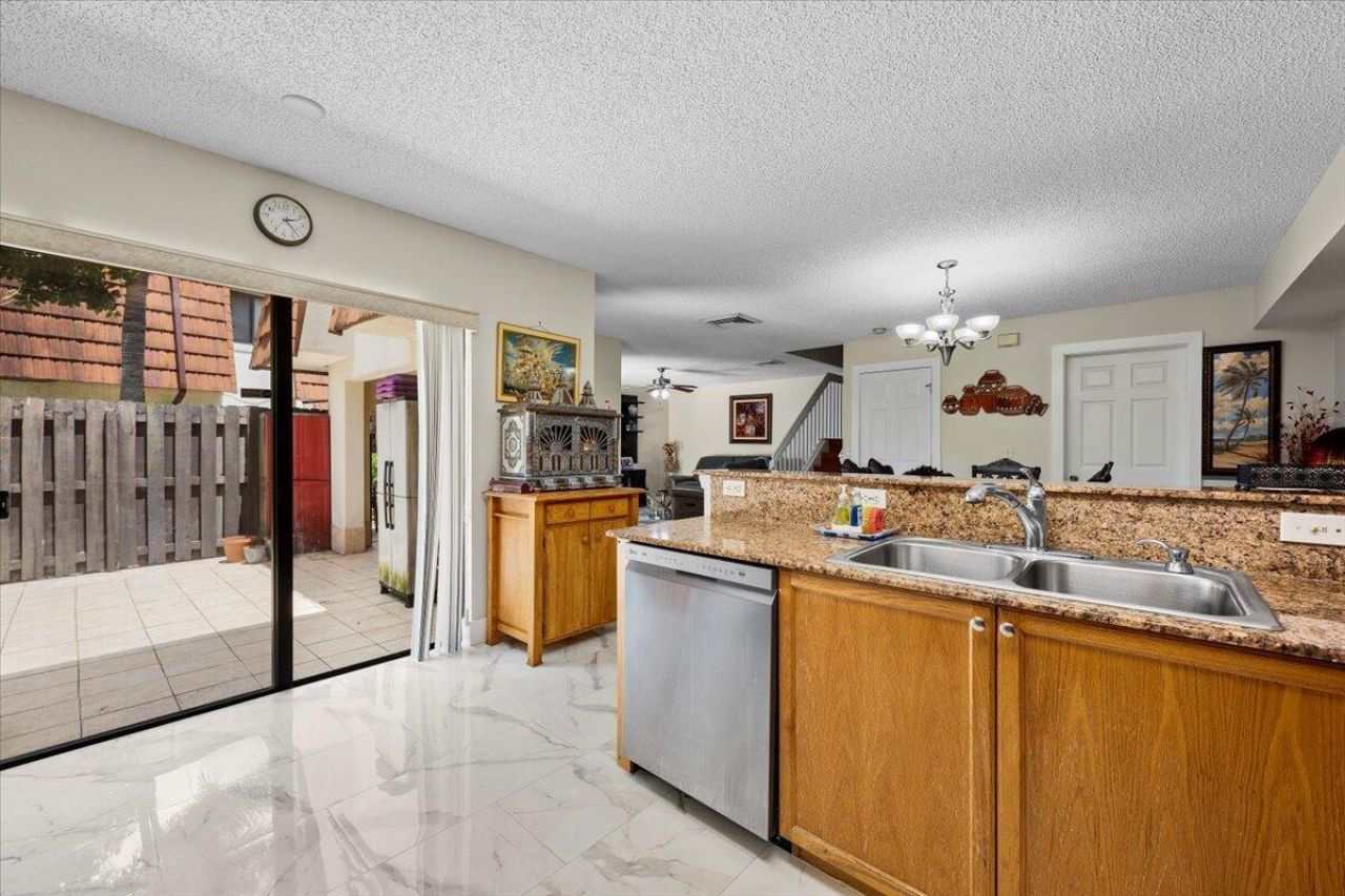 2220 White Pine Circle, Unit B, Greenacres, FL 33415 Photo