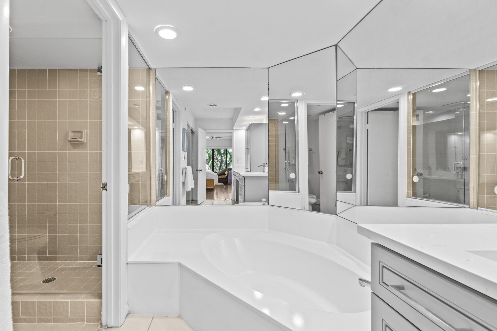 7533 Glendevon Lane, Unit 905, Delray Beach, FL 33446 Photo