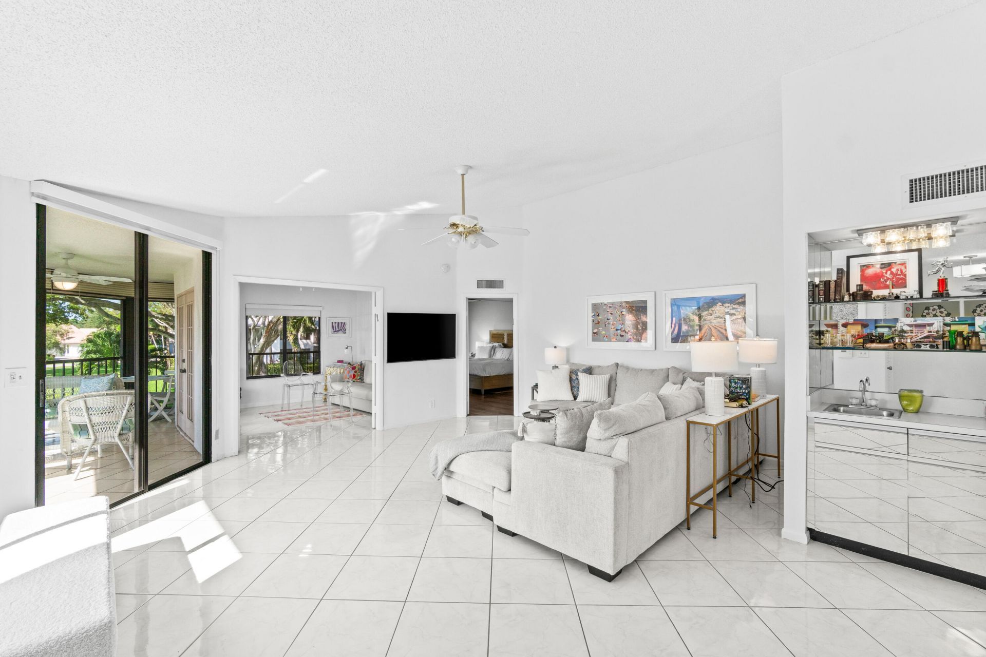 7533 Glendevon Lane, Unit 905, Delray Beach, FL 33446 Photo