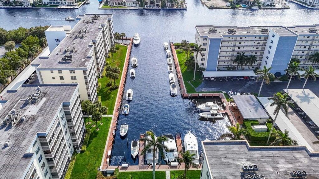 1 Harbourside Drive, Unit 4205, Delray Beach, FL 33483 Photo