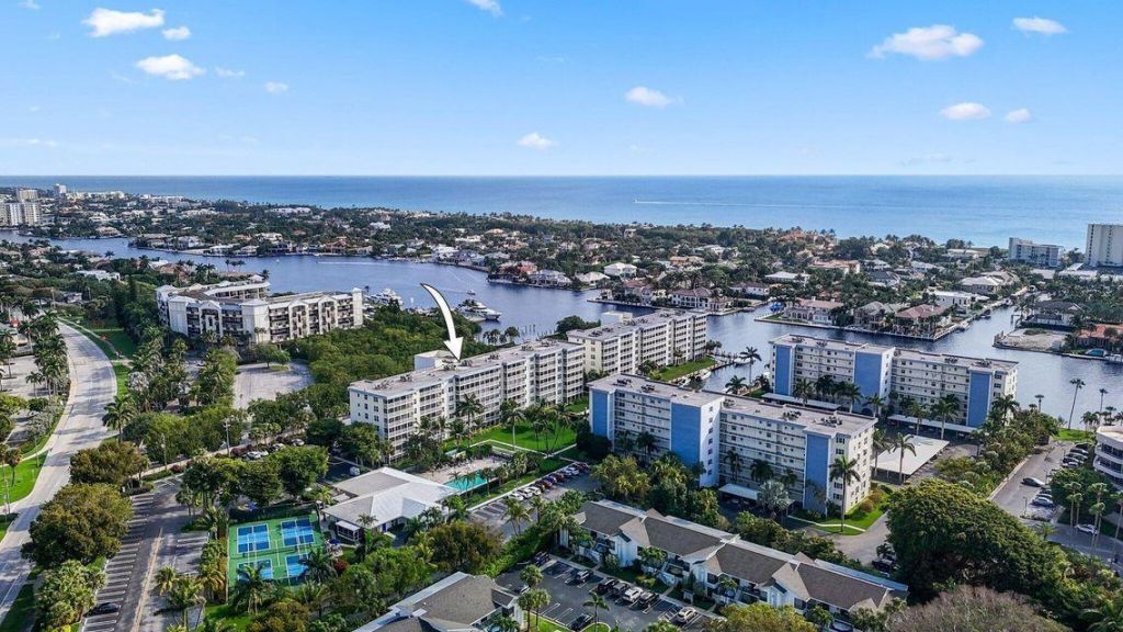 1 Harbourside Drive, Unit 4205, Delray Beach, FL 33483 Photo