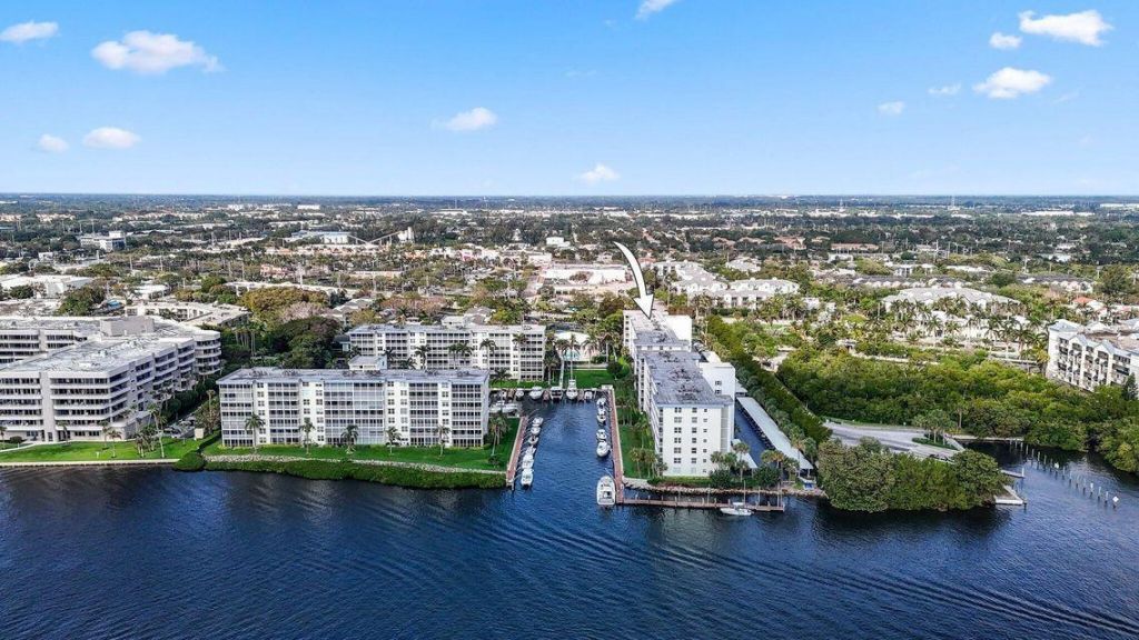 1 Harbourside Drive, Unit 4205, Delray Beach, FL 33483 Photo