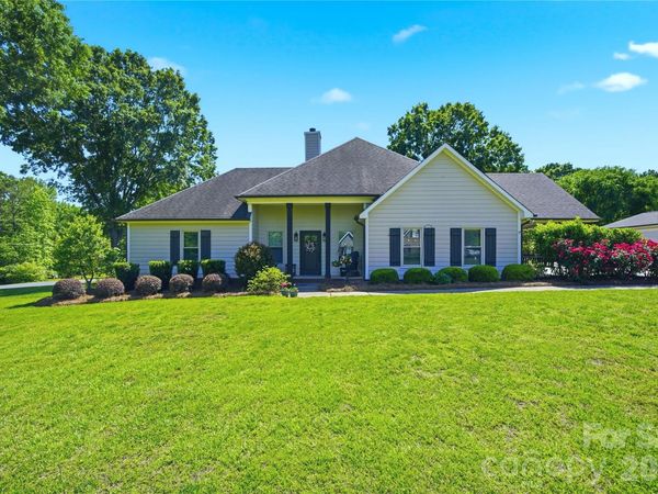 5701 Cedar Hill Drive , Wesley Chapel, NC 28110