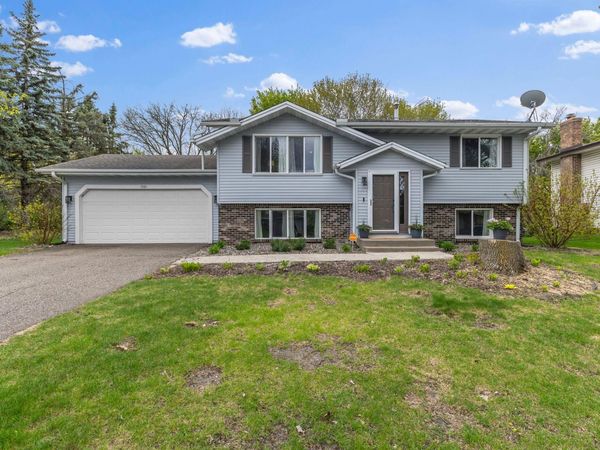 7501 82nd Avenue N, Brooklyn Park, MN 55445