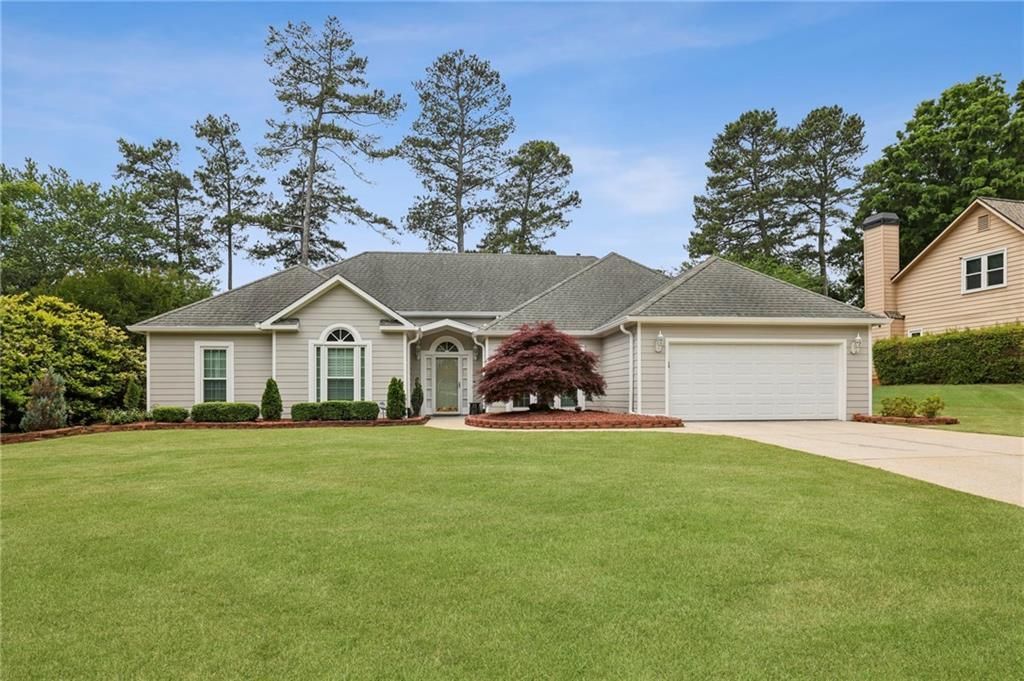 335 Bristol Stone Lane, Johns Creek, GA 30005 Main Photo