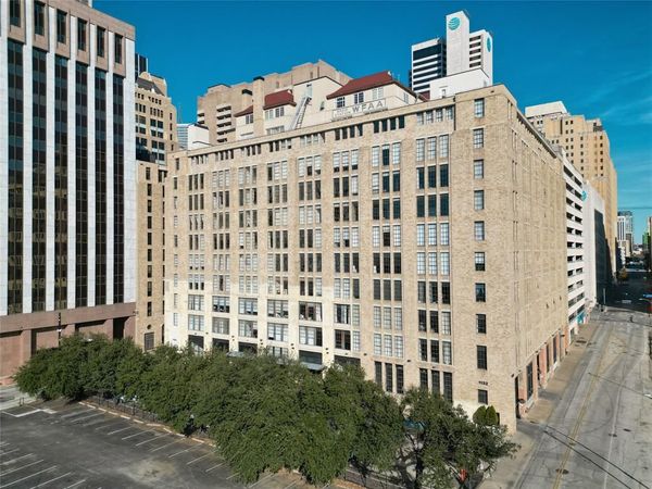 1122 Jackson Street, Unit 301, Dallas, TX 75202