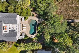 1635 Bull Creek Lane photo 4