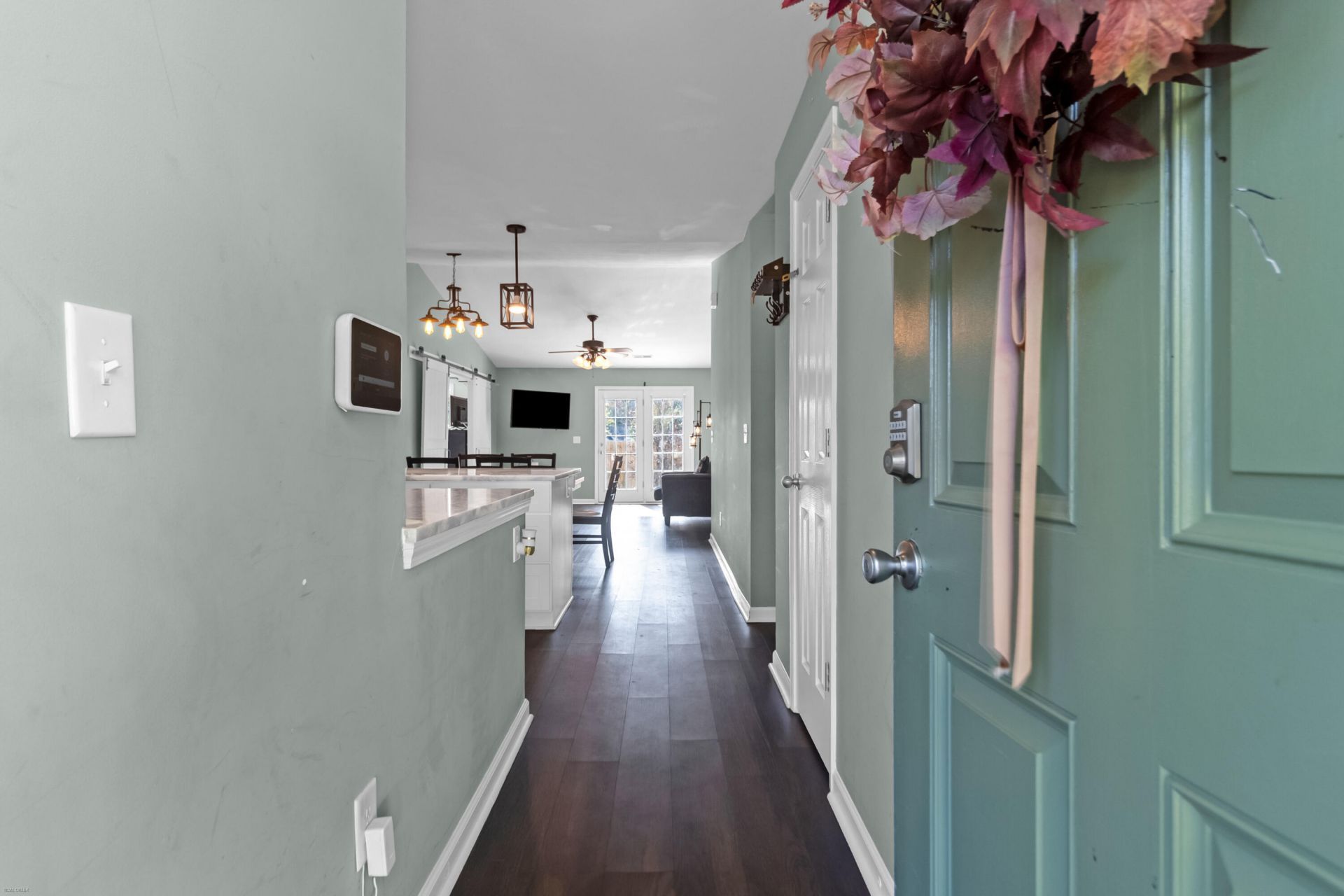 329 Reagan Drive Photo 7