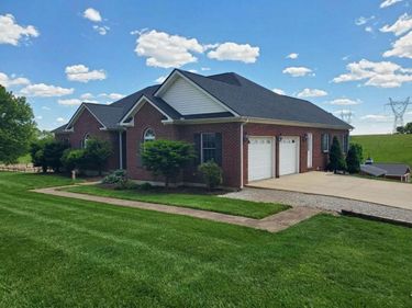 696 Pea Ridge Road, Stamping Ground, KY 40379