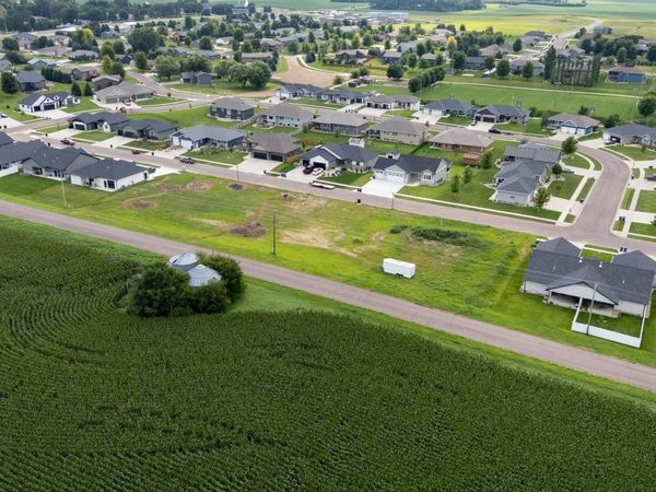 425 W 5th St, Crooks, SD 57020