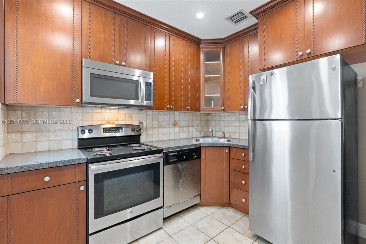 376 W 14th St , Riviera Beach, FL 33404 Photo
