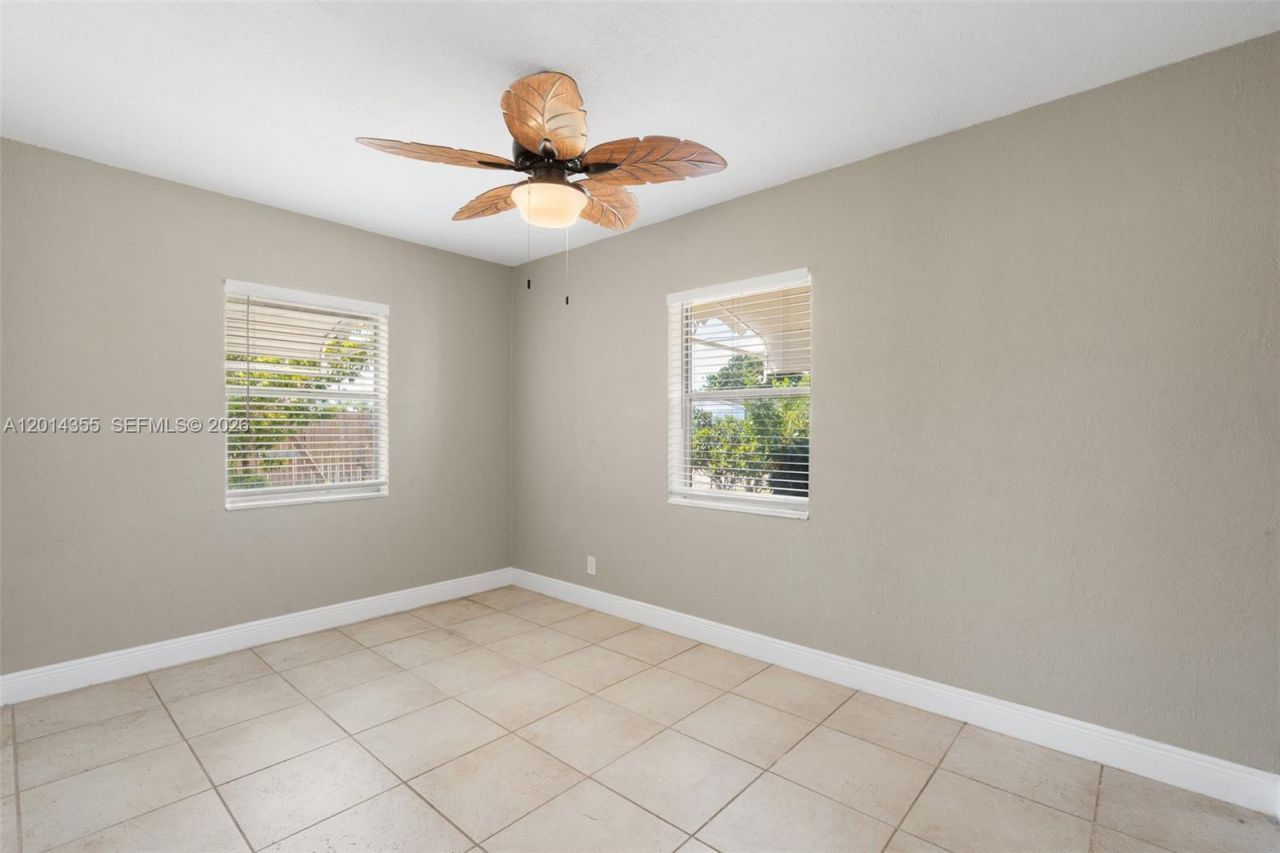 376 W 14th St , Riviera Beach, FL 33404 Photo