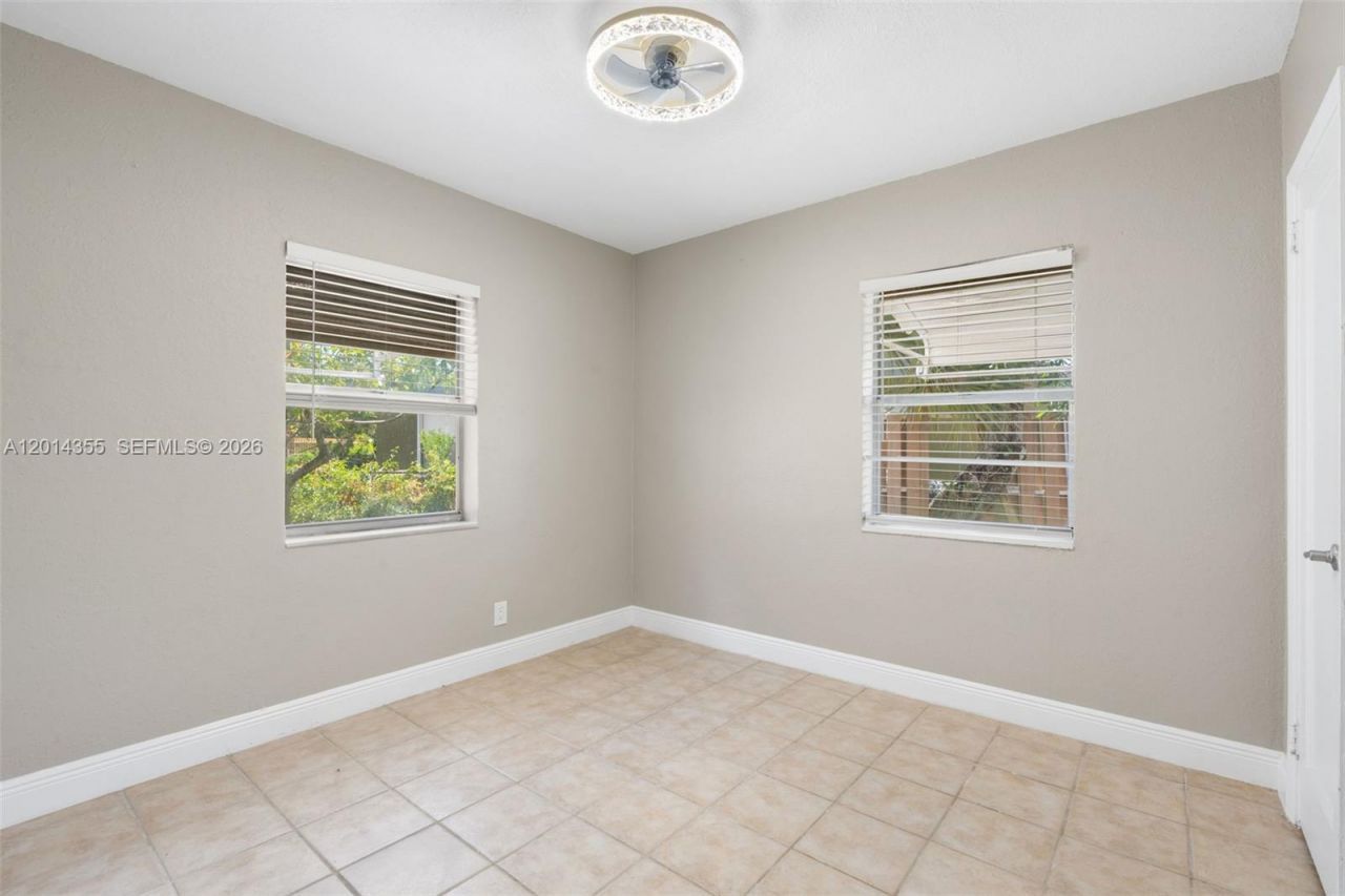 376 W 14th St , Riviera Beach, FL 33404 Photo