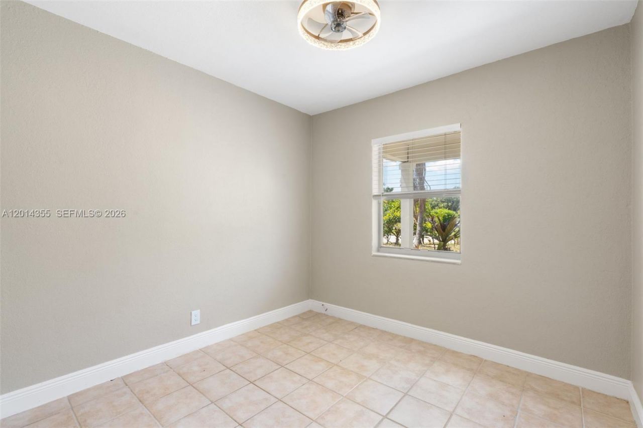 376 W 14th St , Riviera Beach, FL 33404 Photo