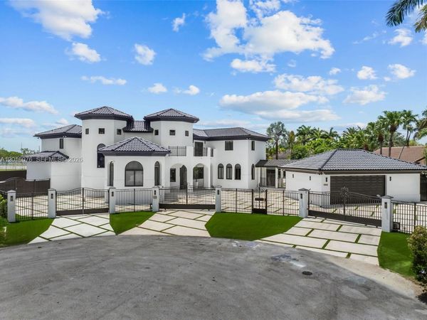 9881 SW 148th Ter , Miami, FL 33176