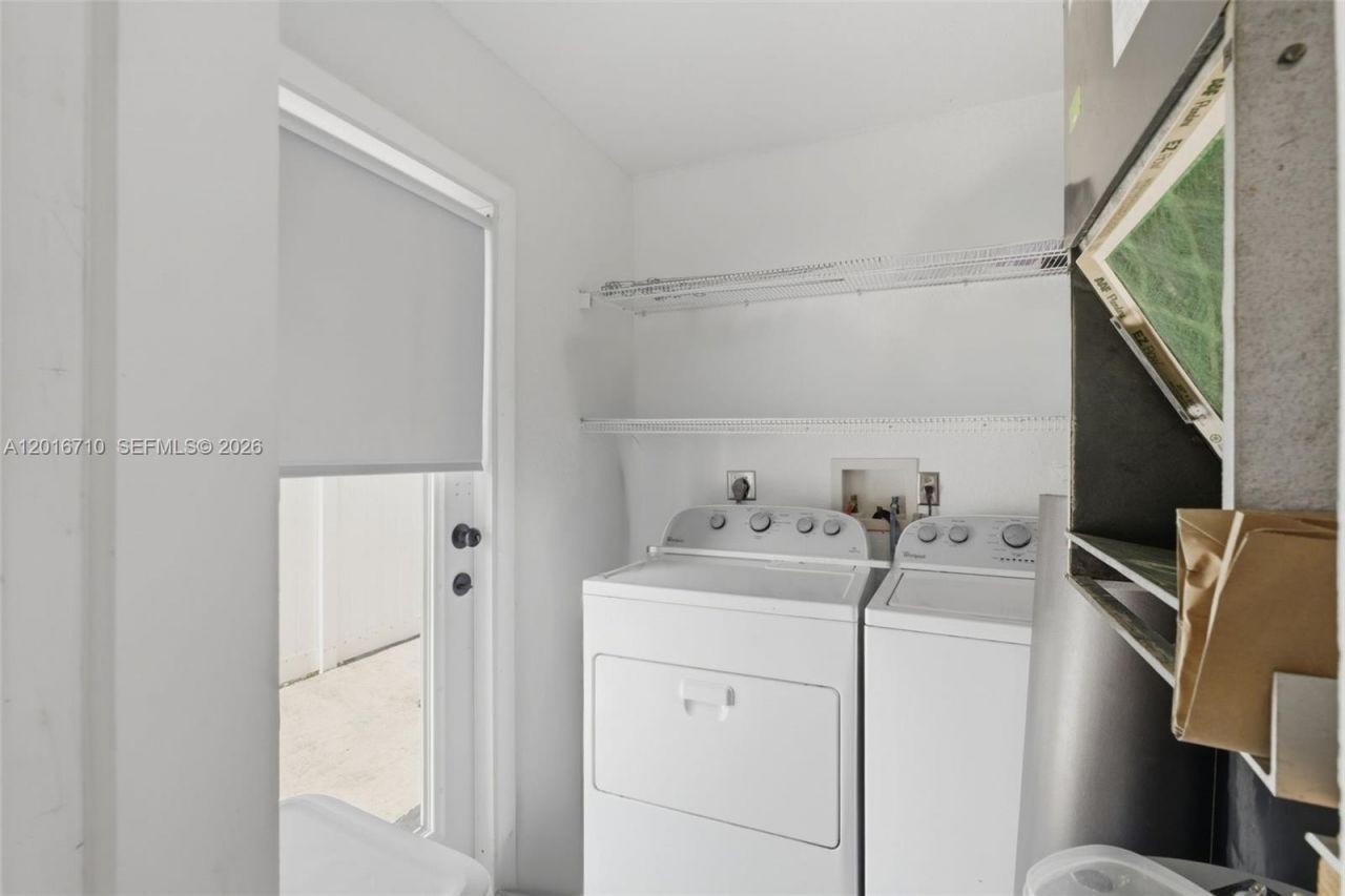 3177 NW 75th Way , Hollywood, FL 33024 Photo