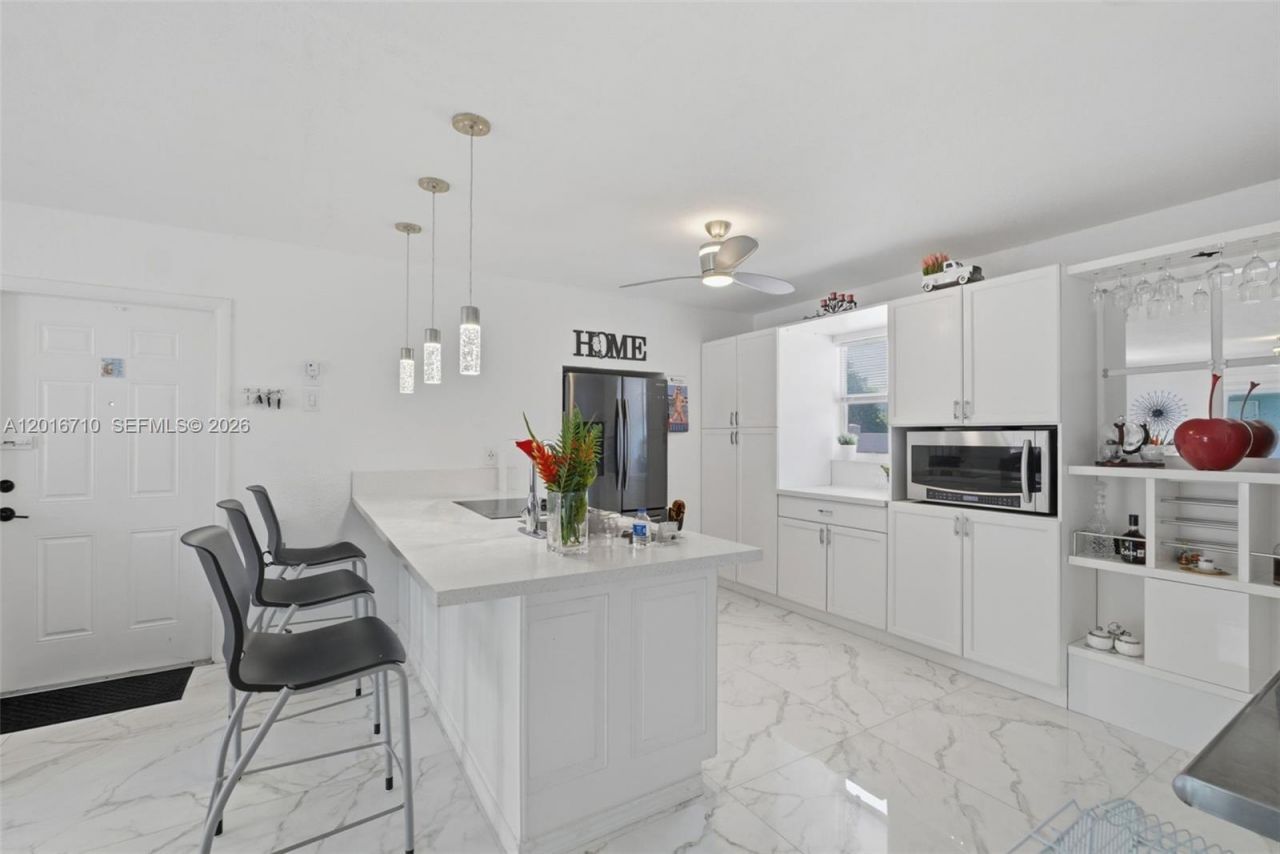 3177 NW 75th Way , Hollywood, FL 33024 Photo