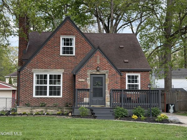 4203 Rugby Drive, Toledo, OH 43614