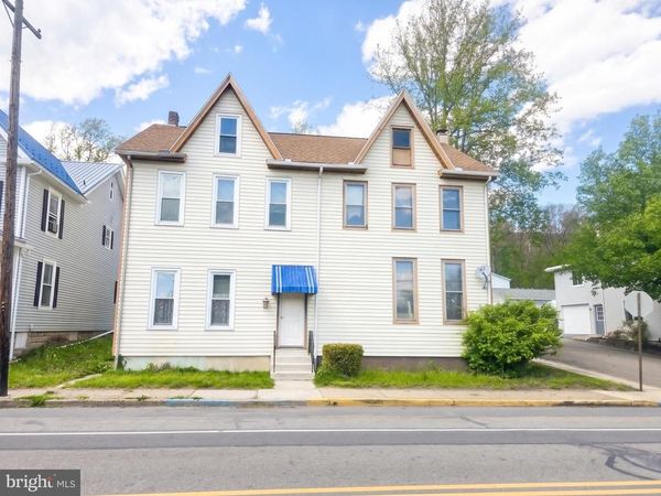 1241 E GRAND AVENUE, TOWER CITY, PA 17980