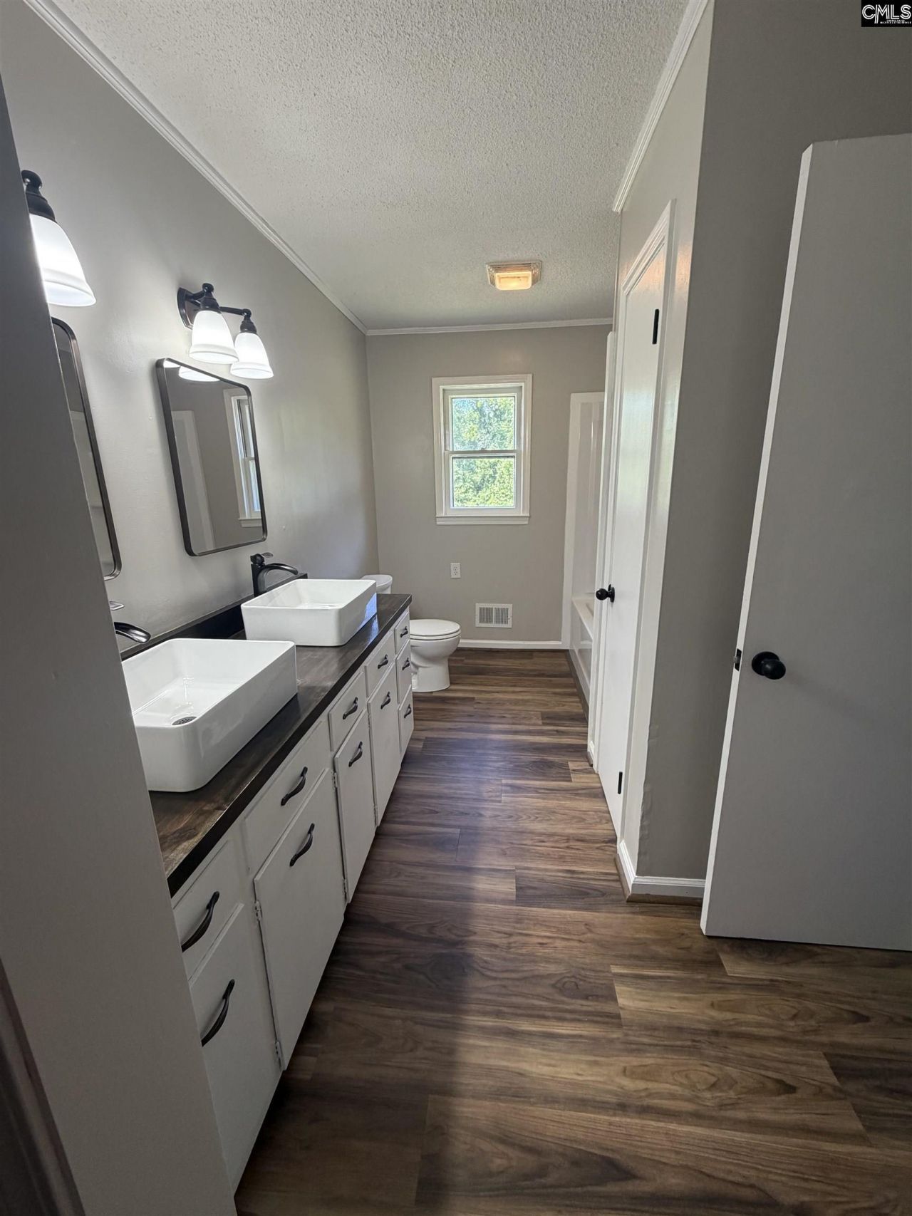 2545 Silverstreet Road  Photo 10