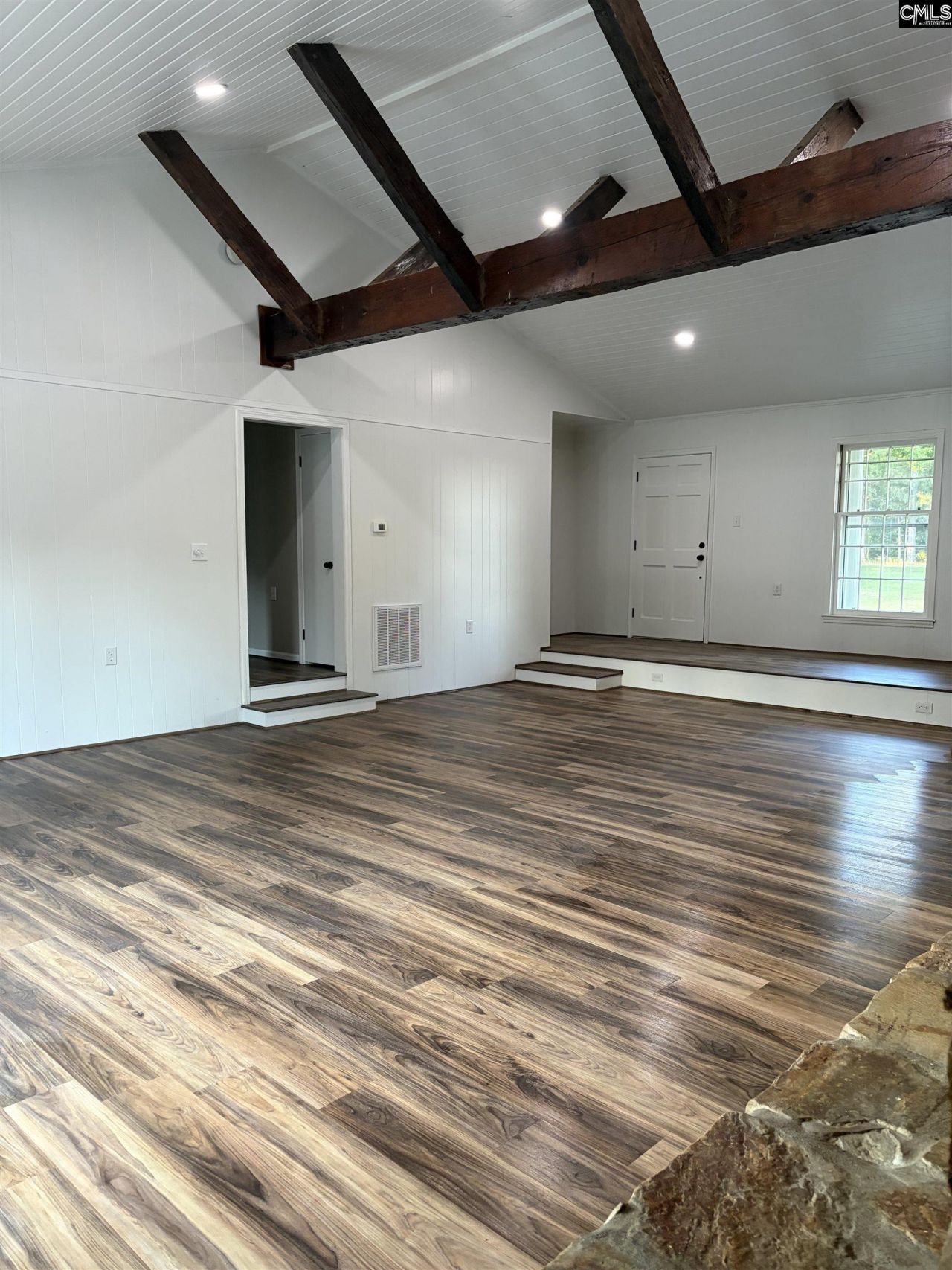 2545 Silverstreet Road  Photo 7