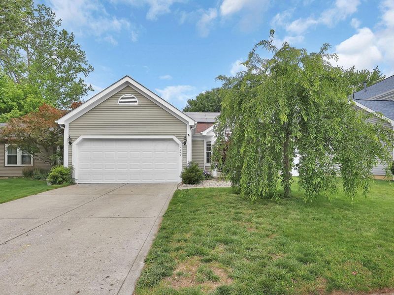 4747 Coachford Drive, Columbus, OH 43231 Photo 1