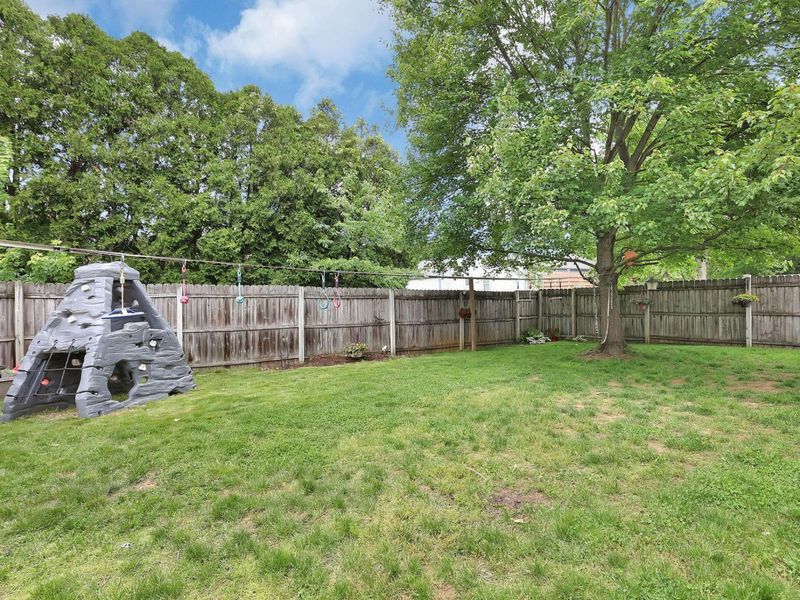 4747 Coachford Drive, Columbus, OH 43231 Photo 25