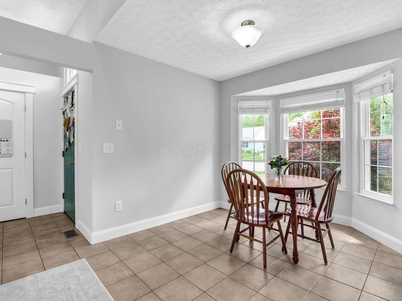 4747 Coachford Drive, Columbus, OH 43231 Photo 9