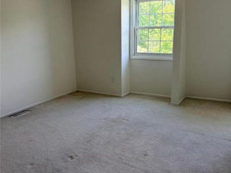 4800 Silver Oak Street, Dayton, OH 45424 Photo 9