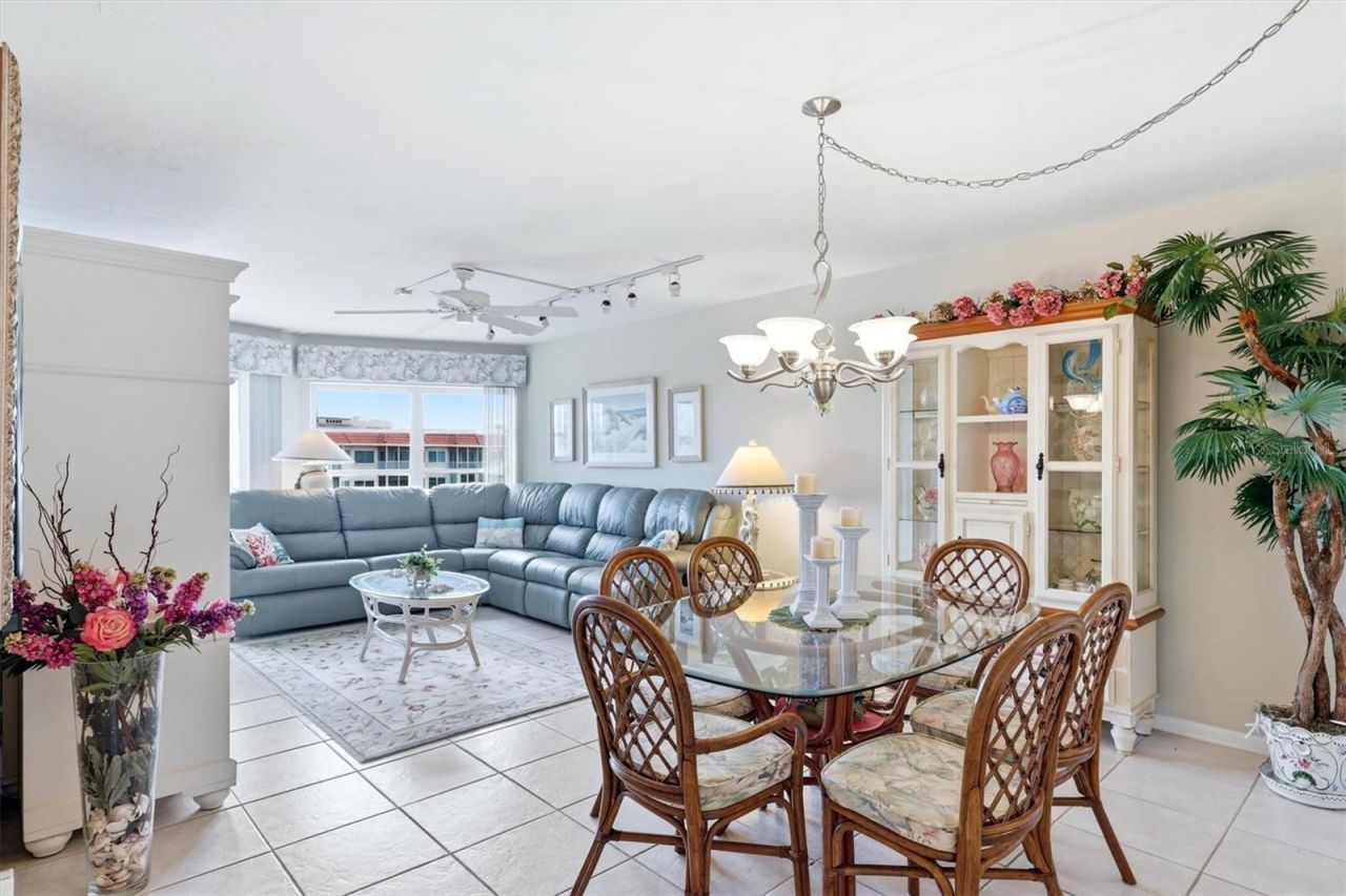 1215 S Portofino Drive, Unit 406, Sarasota, FL 34242 Photo