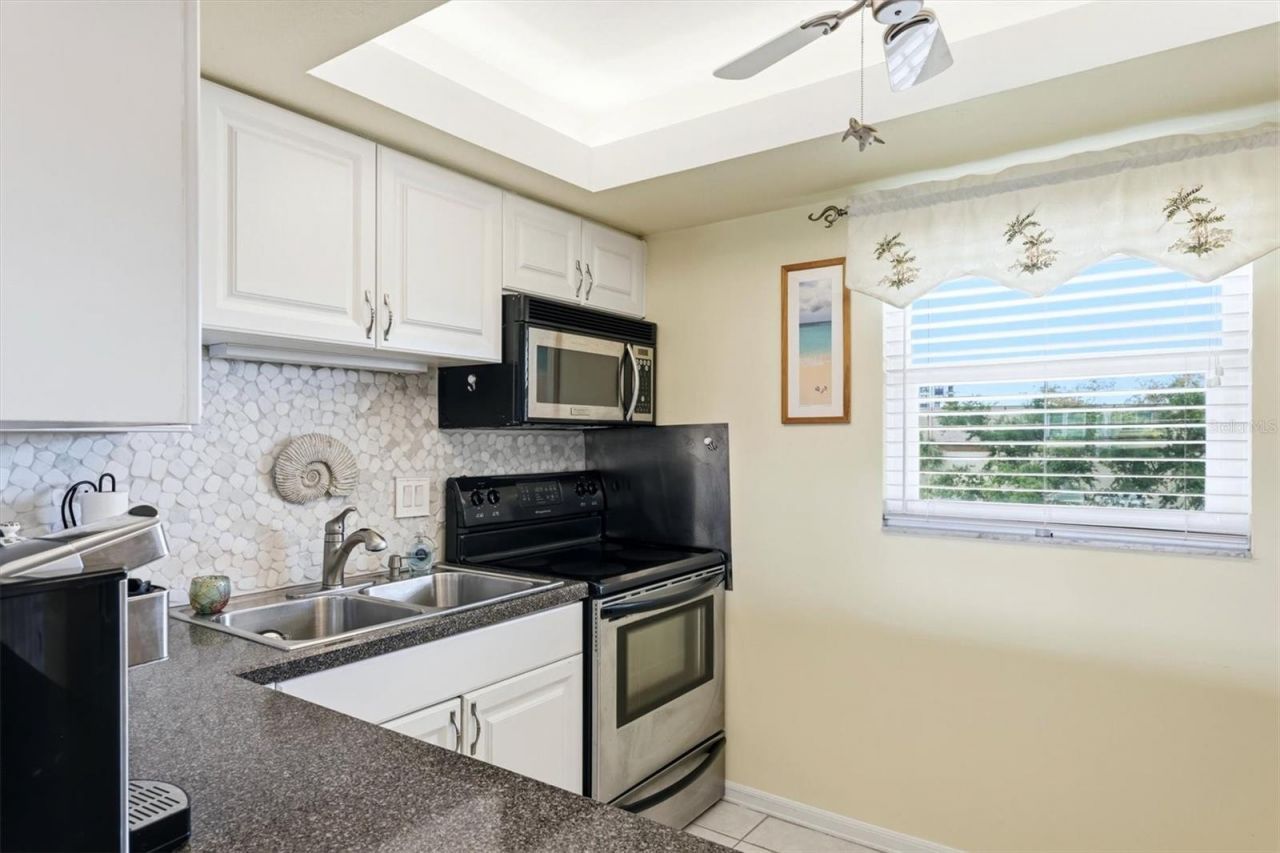 1215 S Portofino Drive, Unit 406, Sarasota, FL 34242 Photo