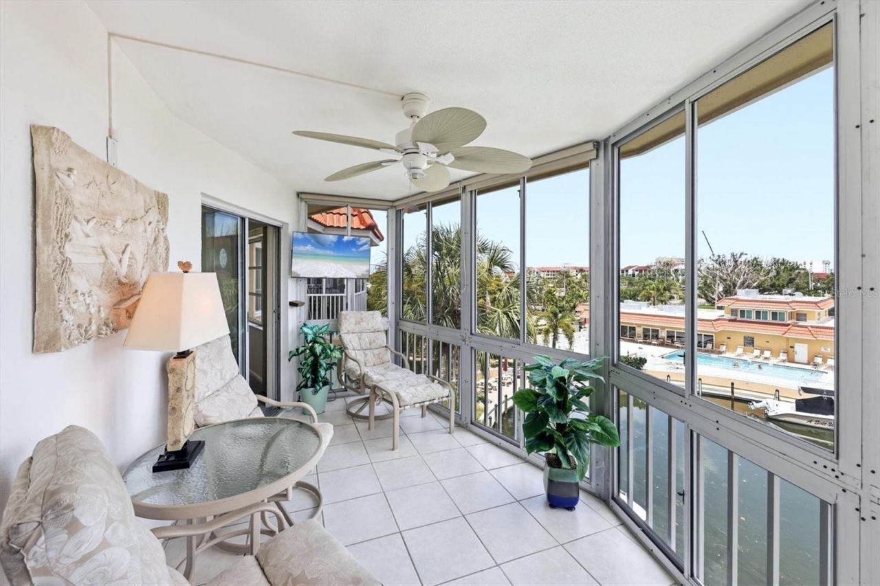 1215 S Portofino Drive, Unit 406, Sarasota, FL 34242 Photo