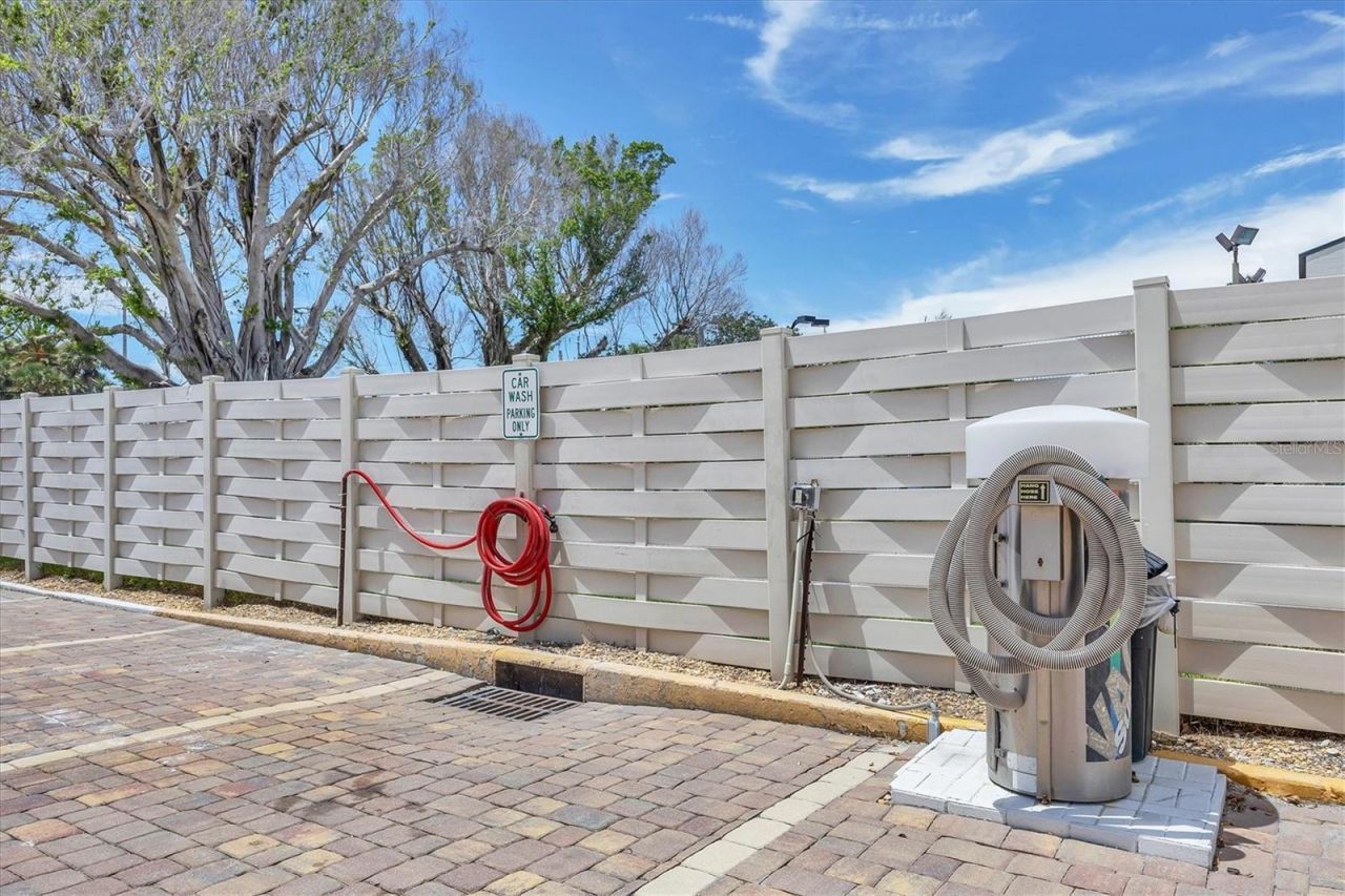 1215 S Portofino Drive, Unit 406, Sarasota, FL 34242 Photo