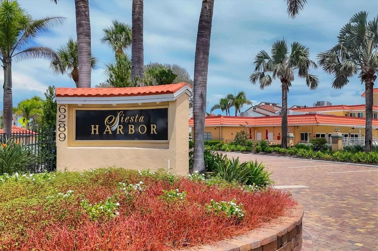 1215 S Portofino Drive, Unit 406, Sarasota, FL 34242 Photo