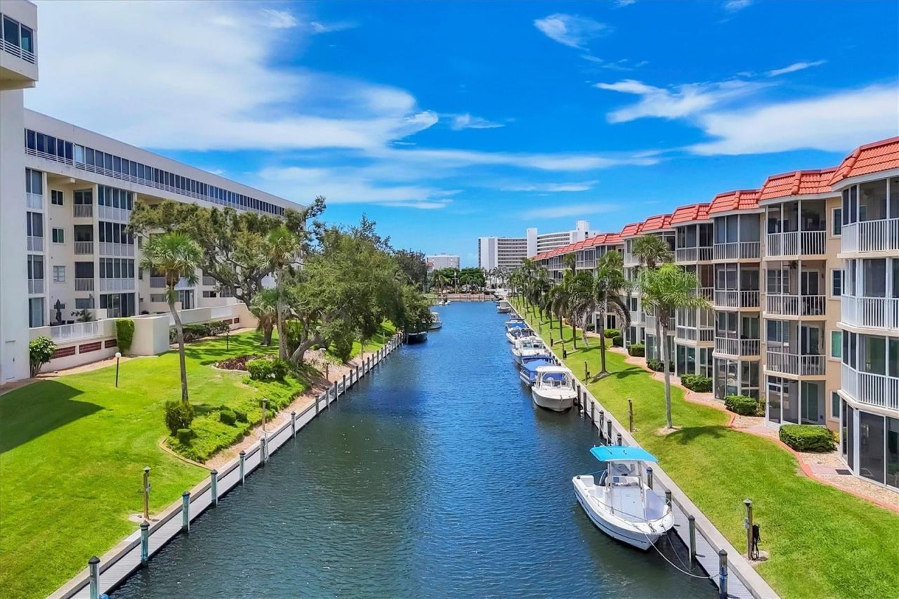1215 S Portofino Drive, Unit 406, Sarasota, FL 34242 Photo