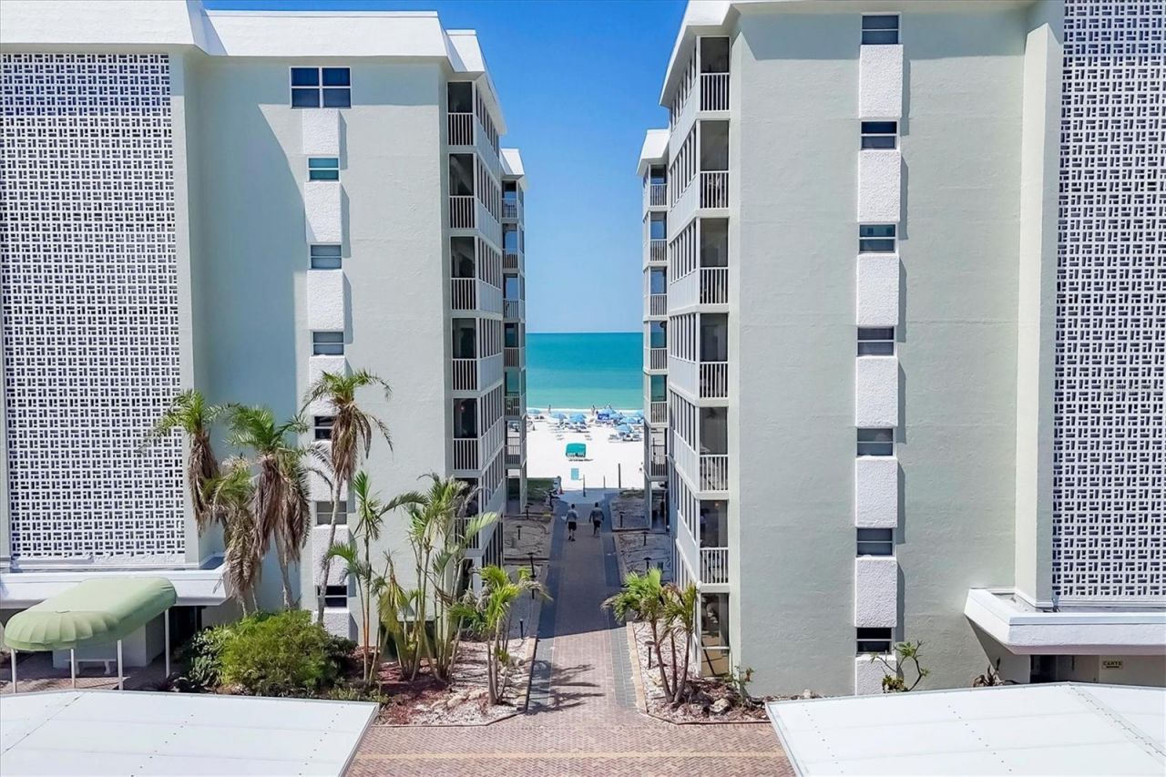 1215 S Portofino Drive, Unit 406, Sarasota, FL 34242 Photo