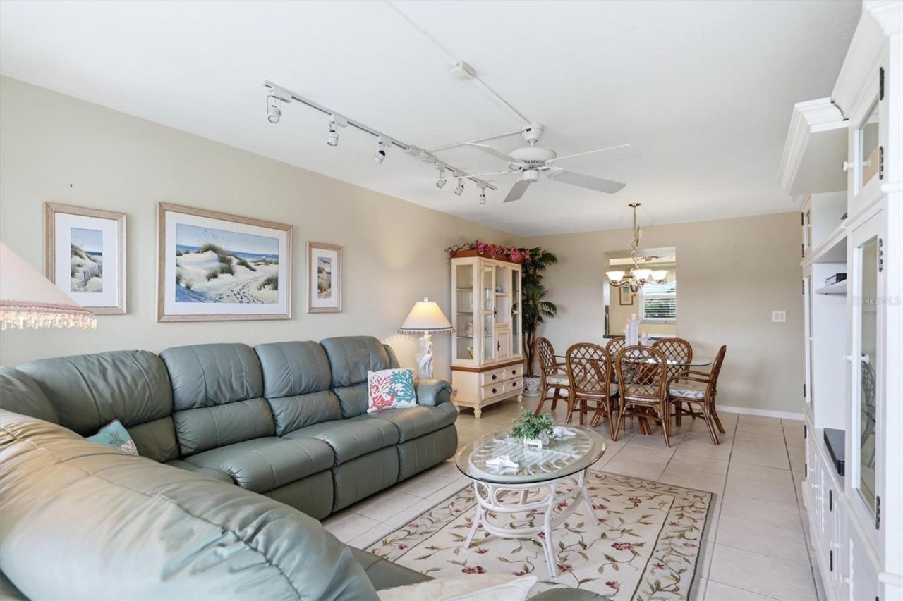 1215 S Portofino Drive, Unit 406, Sarasota, FL 34242 Photo