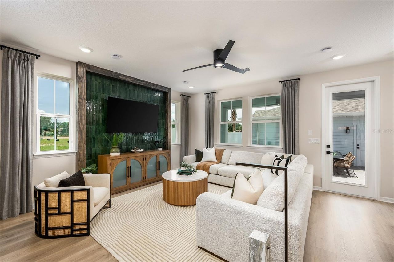 680 Lola Lane, Oviedo, FL 32765 Photo