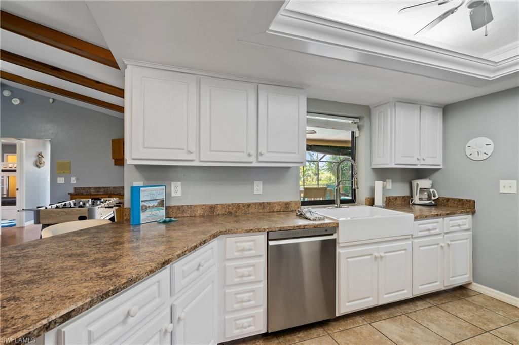 1906 Everest Pkwy, Cape Coral, FL 33904 Photo